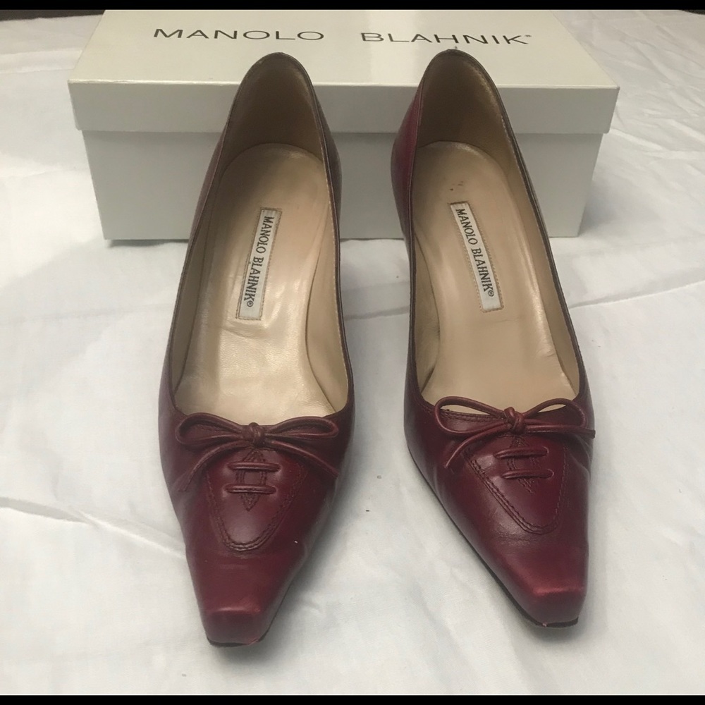 Maroon Manolo Blahnik Heels